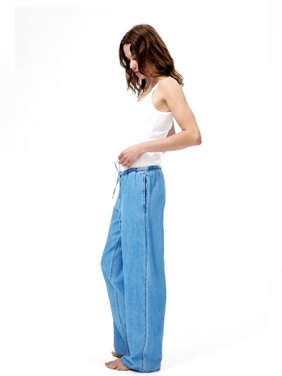 H&M Pants - Light Wash Denim Drawstring Wide Leg Jeans